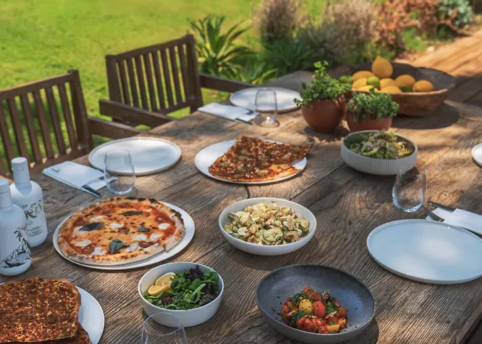 Hotel Yazz Collective *